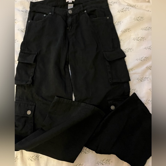 Garage Pants & Jumpsuits Garage Chicago Low Rise Cargo Pant Poshmark